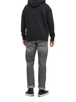 Sweat à capuche noir uni avec une coupe droite et une poche kangourou