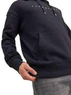 Sweat à capuche noir uni avec une coupe droite et une poche kangourou