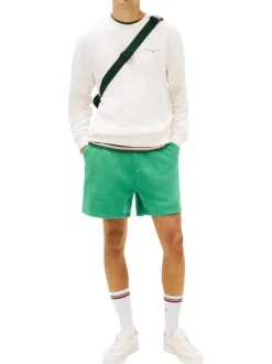 Sweat en coton mélangé écru uni avec une coupe droite et un col rond