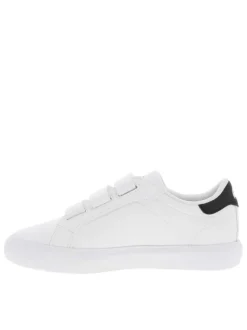 Tennis blanches à talon noir avec le logo brodé et à bandes auto-agrippantes