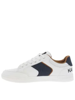Tennis blanches avec des détails bleus denim à semelle plate et à lacets plats