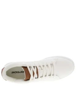 Tennis blanches avec le nom de la marque en petit et à lacets plats