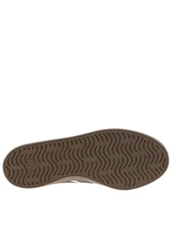 Tennis blanches avec semelle à talon plat avec empiècements en cuir nubuck
