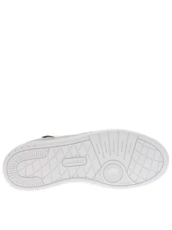 Tennis blanches en cuir à talon plat avec des lacets et logo marron
