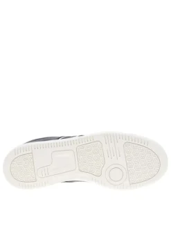 Tennis bleues marine avec le nom de la marque à semelle plate et à lacets plats