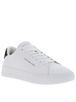 Tennis en cuir blanches avec semelle à talon plat et contrefort contrasté