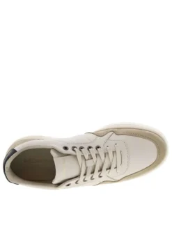 Tennis en cuir blanches et beiges avec logos dorés et semelle translucide