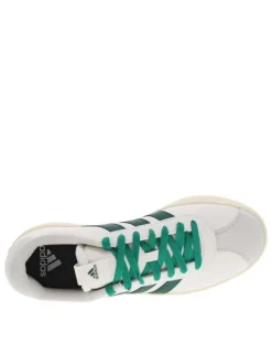 Tennis en cuir blanches et vertes à semelle écrue avec lacets plats verts