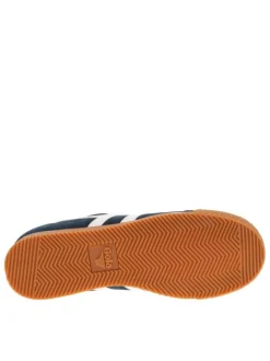 Tennis en cuir bleues marine en daim à empiècements blancs et à lacets plats