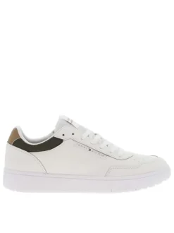 Tennis en cuir écrues plates et à lacets plats blancs avec trous d'aération