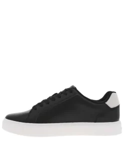 Tennis en cuir noires à talon plat avec des lacets et logo blanc
