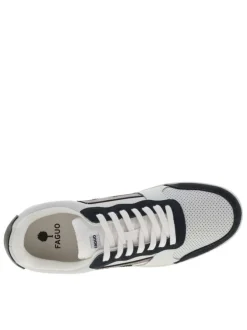 Tennis Hazel en cuir bordeaux à talon plat avec des lacets plats