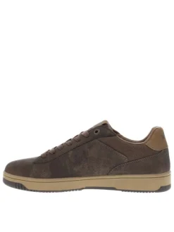 Tennis marron à talon plat avec des lacets et nom de la marque en relief