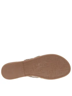 Tongs marrons avec le logo métallique doré et à semelle plate
