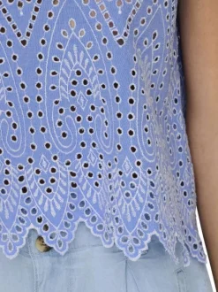 Top en coton bleu uni avec une coupe droite et un col rond