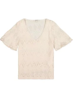 Top en coton écru en maille ajourée à motifs avec une coupe droite