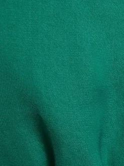 Top à fines bretelles vert uni avec une coupe droite et un col v