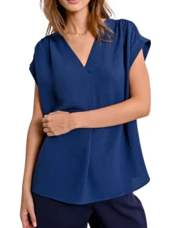 Top manches courtes marine uni avec une coupe droite et un col v
