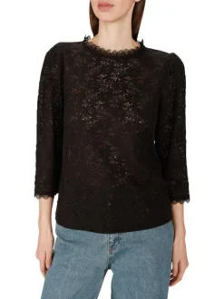 Top noir en dentelle avec une coupe droite et des manches 3/4