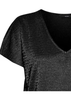 Top noir texturé avec une coupe regular fit un col v et à manches courtes