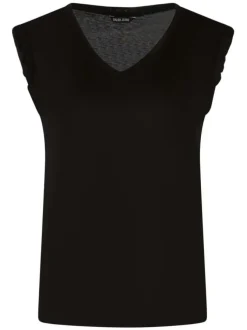 Top noir uni avec une coupe droite un col v et des détails tressés aux manches