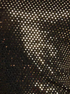 Top or à sequins avec une coupe ajustée, col asymétrique et sans manches