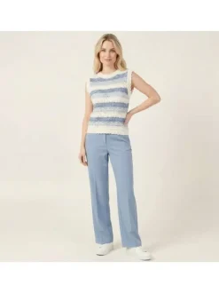 Top rayé en coton mélangé blanc et bleu avec une coupe droite et un col rond