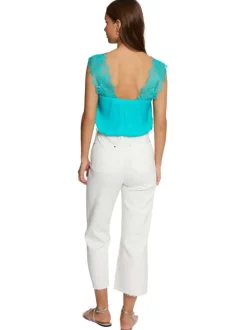 Top sans manches turquoise en dentelle à coupe droite et col v