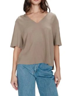 Top taupe uni fluide avec une coupe large et des manches courtes
