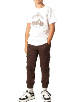 T-shirt en coton blanc imprimé avec un col rond et des manches courtes
