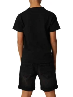 T-shirt en coton noir imprimé à la poitrine à coupe droite avec un col rond