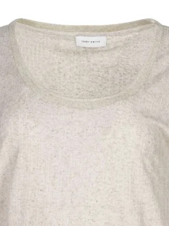 T-shirt beige avec une coupe droite un col rond et sans manches