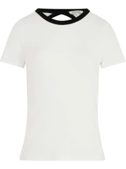 T-shirt blanc côtelé à coupe près du corps avec un dos nu et un col rond