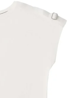 T-shirt blanche uni avec une coupe droite et des manches courtes