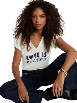 T-shirt blanc à imprimé avec une coupe droite et des manches courtes