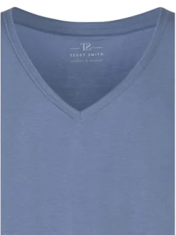 T-shirt bleu uni avec une coupe droite et des manches courtes