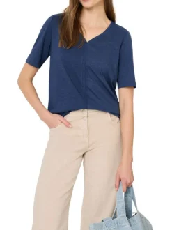 T-shirt bleu uni pourvu de manches courtes et d'une coupe droite