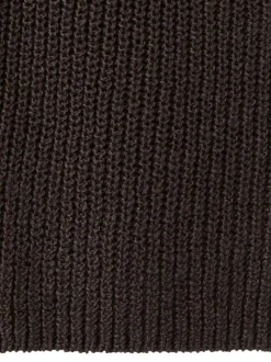 T-shirt chocolat uni sans manche pourvu d'une coupe droite et d'un col v