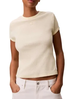 T-shirt écru à coupe droite pourvu d'un col rond et de manches courtes