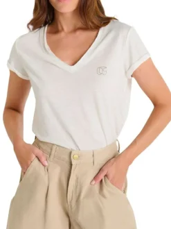 T-shirt écru pourvu d'un col v et du logo de la marque brillant