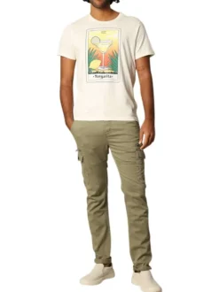 T-shirt en coton beige imprimé avec un col rond et une coupe droite