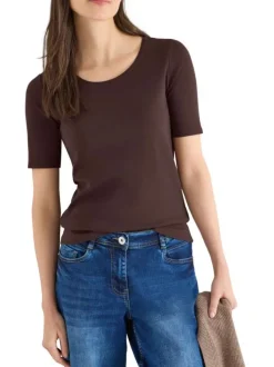 T-shirt en coton biologique chocolat uni pourvu d'une coupe moulante