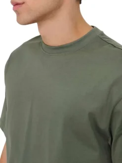 T-shirt en coton biologique olive uni à coupe droite et col rond