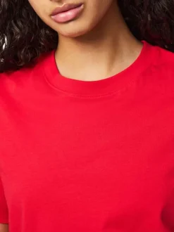 T-shirt en coton biologique rouge uni avec une coupe droite