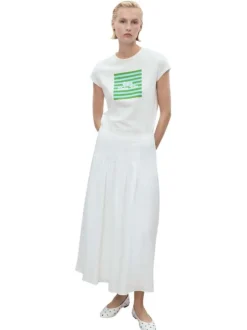 T-shirt en coton blanc imprimé avec un col rond et une coupe droite