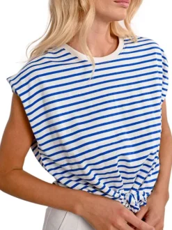 T-shirt en coton blanc rayé avec une coupe droite et un col rond