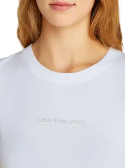 T-shirt en coton blanc uni avec une coupe ajustée et un col rond