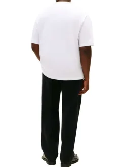 T-shirt en coton blanc uni avec une coupe droite et un grand logo