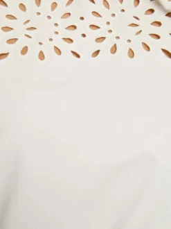 T-shirt en coton blanc uni pourvu d'une coupe droite et d'un col rond