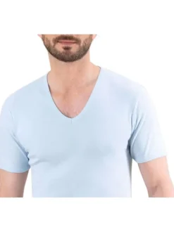 T-shirt en coton bleu ciel uni à coupe ajusté col V et à manches courtes